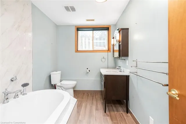 Additional property image - 520 Anson Dr