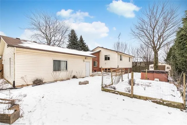 Additional property image - 520 Anson Dr