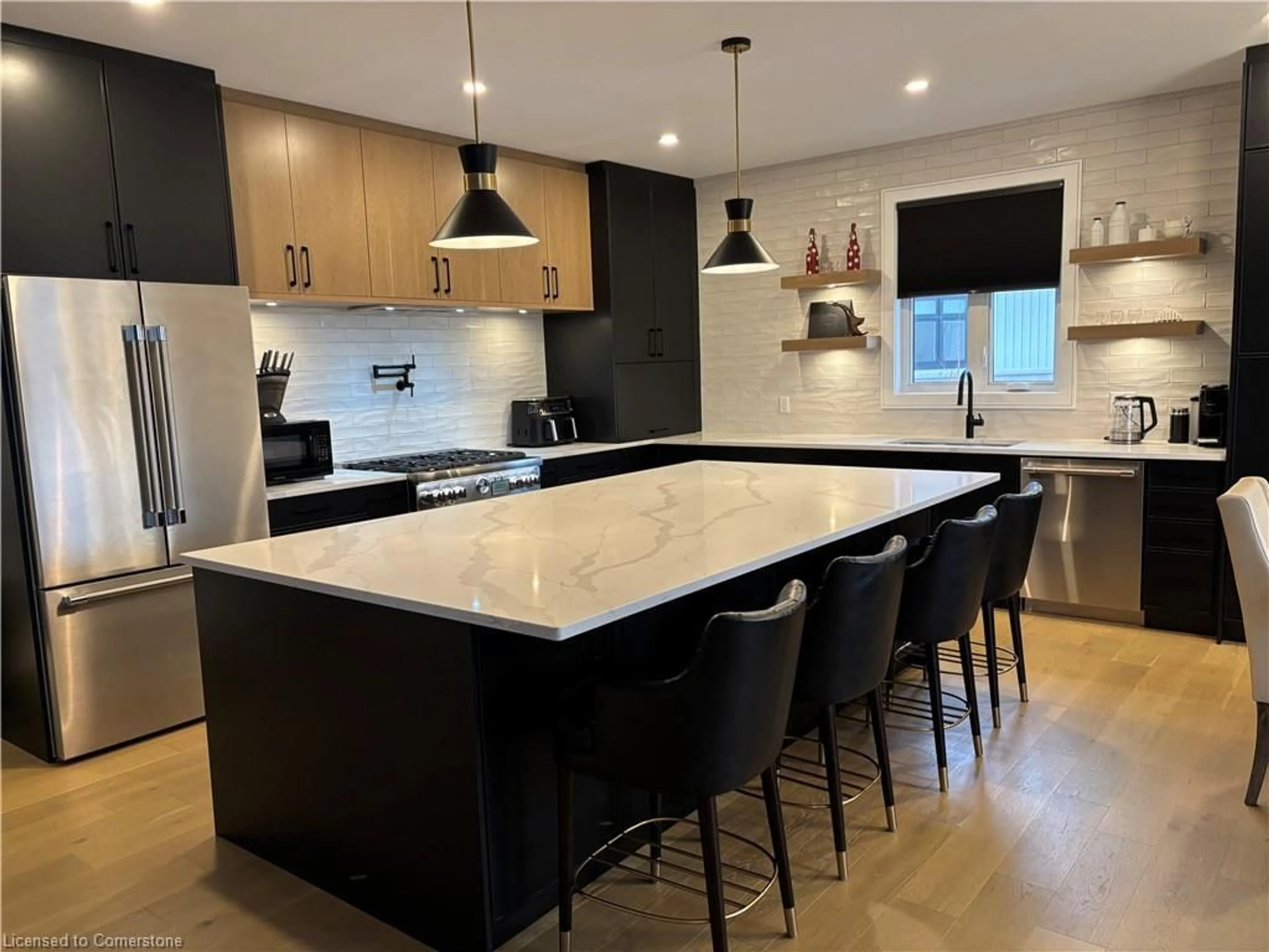 Contemporary kitchen, unknown for 3642 Vosburgh Pl, Campden Ontario L0R 1G0