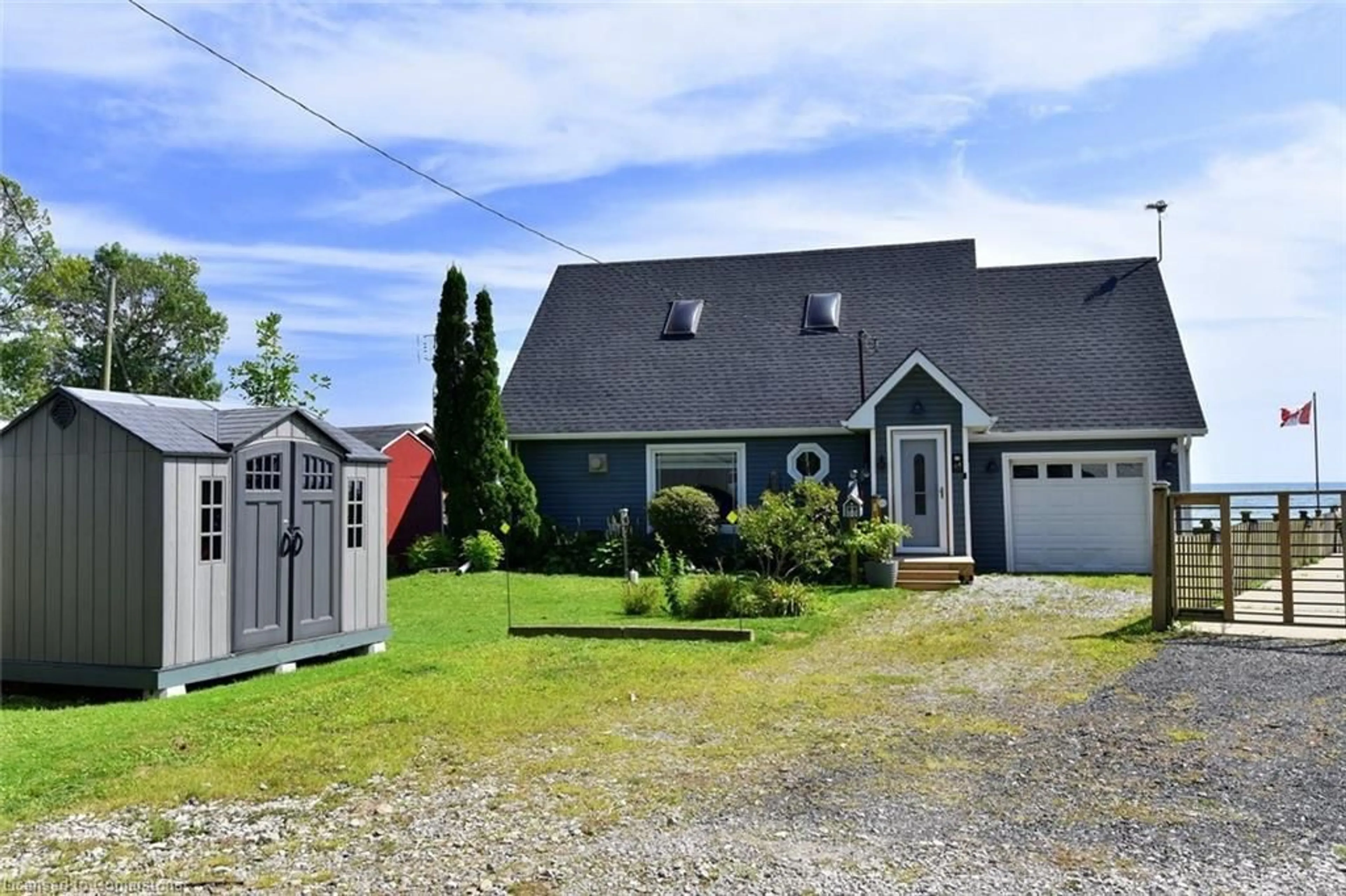 A pic from outside/outdoor area/front of a property/back of a property/a pic from drone, street for 24 Winger Bay Lane, Selkirk Ontario N0A 1P0