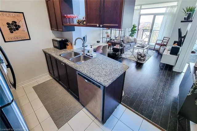 Additional property image - 2325 Central Park Dr