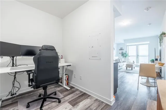 Additional property image - 2007 James St Unit 1305