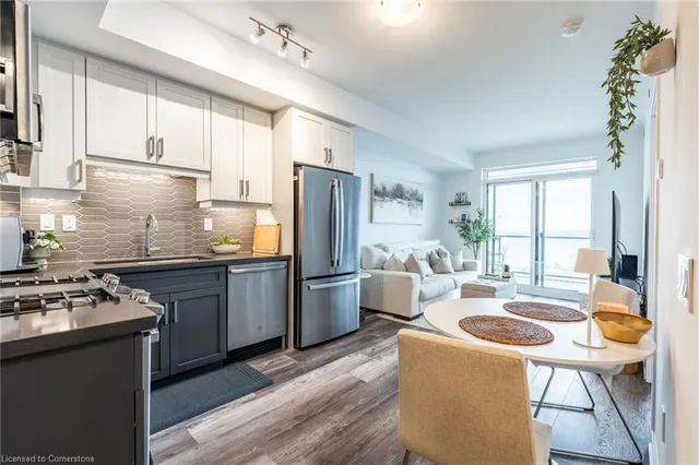 Additional property image - 2007 James St Unit 1305