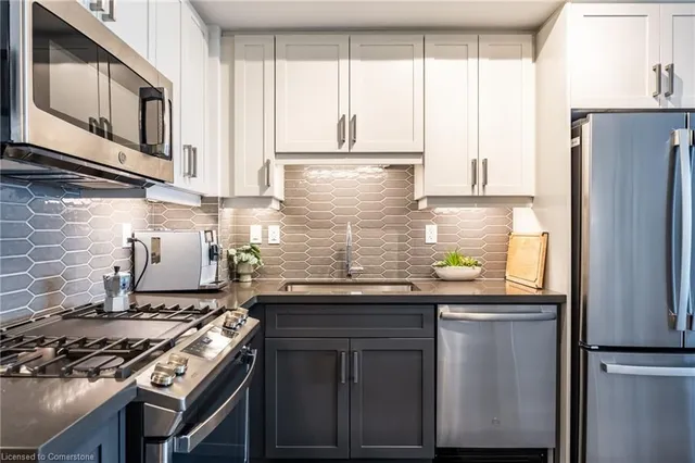 Additional property image - 2007 James St Unit 1305