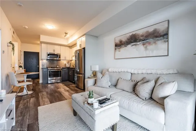 Additional property image - 2007 James St Unit 1305