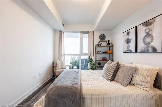 Additional property image - 2007 James St Unit 1305