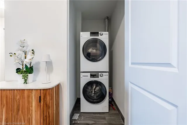Additional property image - 2007 James St Unit 1305
