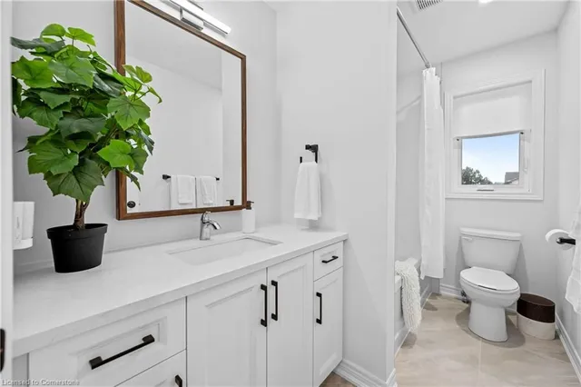 Additional property image - 556 Highway No. 8