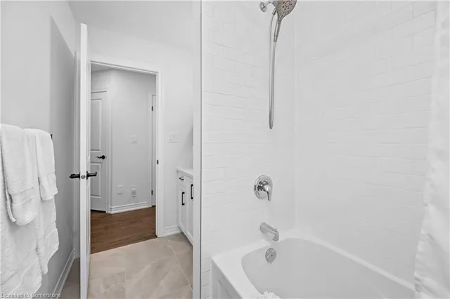 Additional property image - 556 Highway No. 8