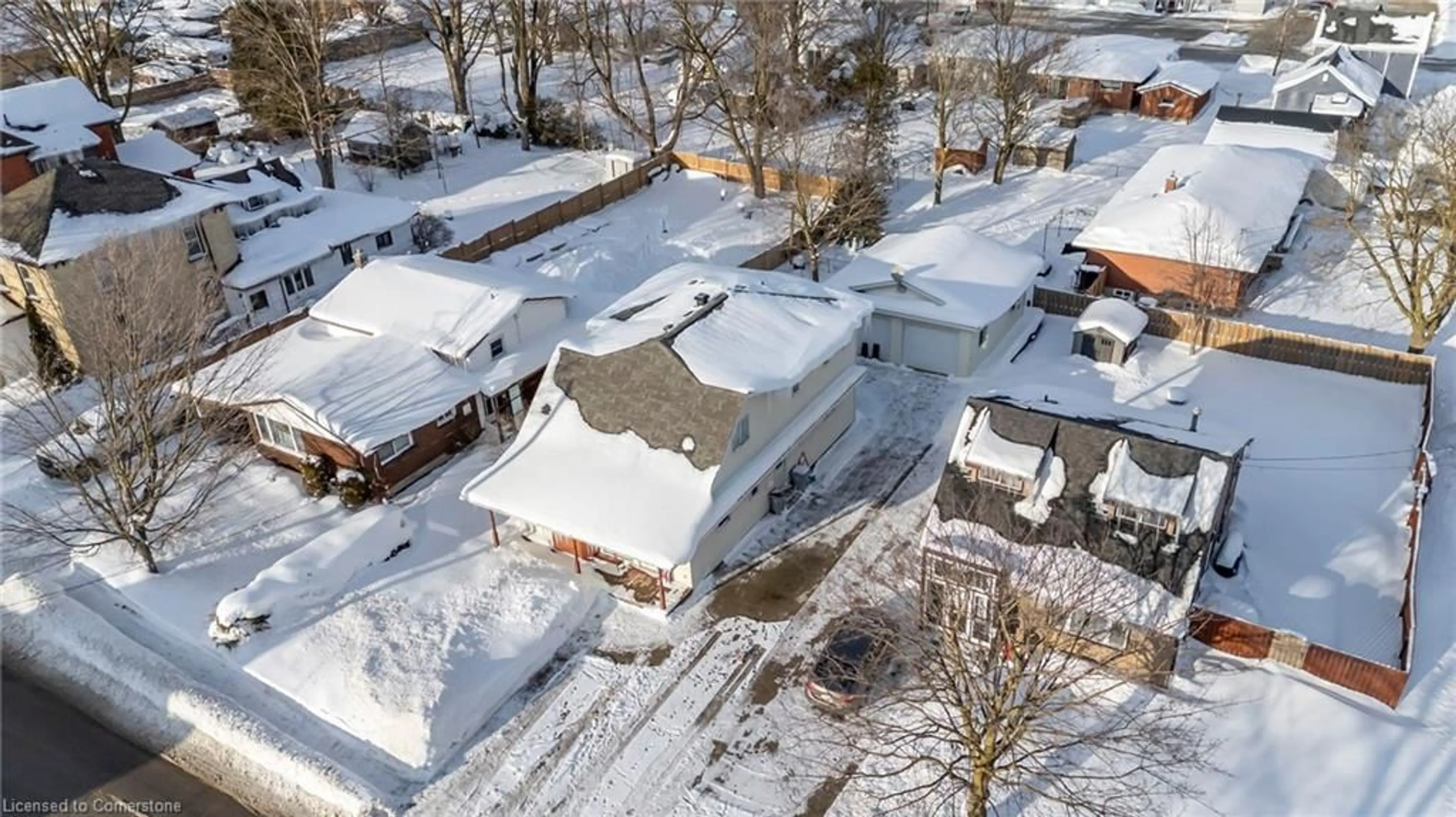 A pic from outside/outdoor area/front of a property/back of a property/a pic from drone, street for 581 Inkerman St, Listowel Ontario N4W 2N8