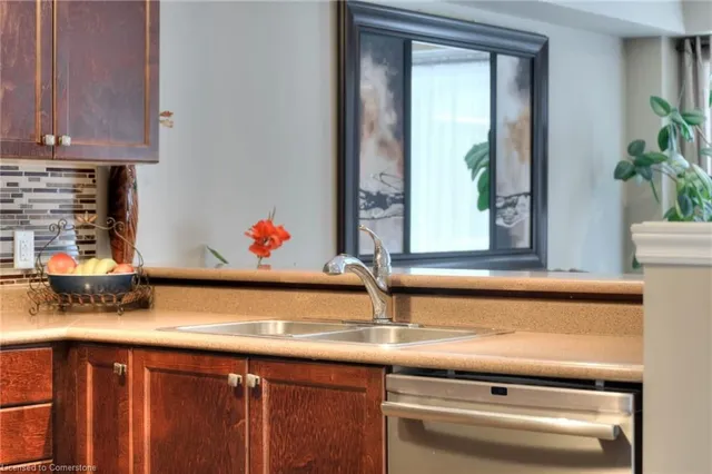 Additional property image - 26 Renfrew St