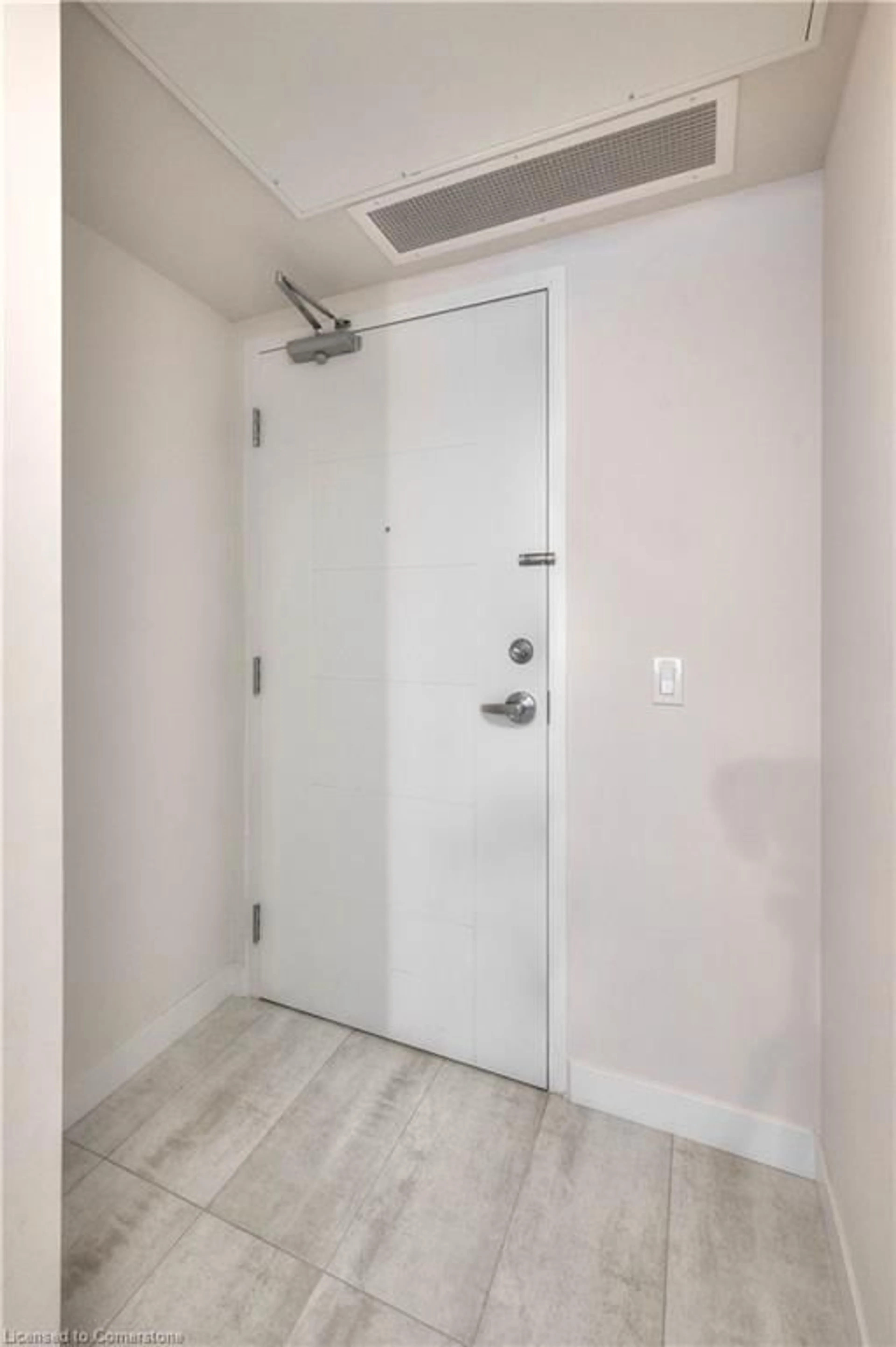 Indoor entryway for 257 Hemlock St #415, Waterloo Ontario N2L 0K2