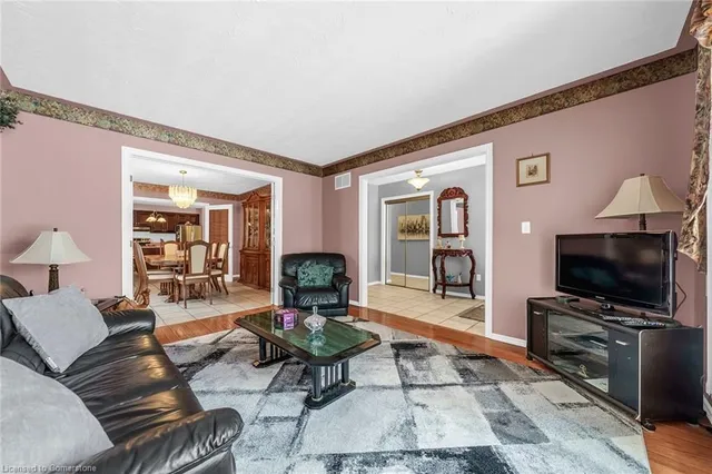 Additional property image - 122 Fieldway Dr