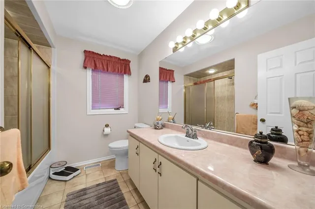 Additional property image - 122 Fieldway Dr