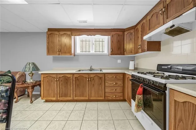 Additional property image - 122 Fieldway Dr