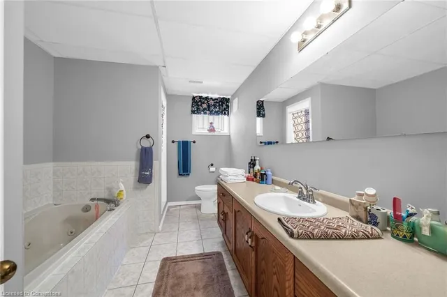 Additional property image - 122 Fieldway Dr