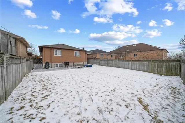 Additional property image - 122 Fieldway Dr