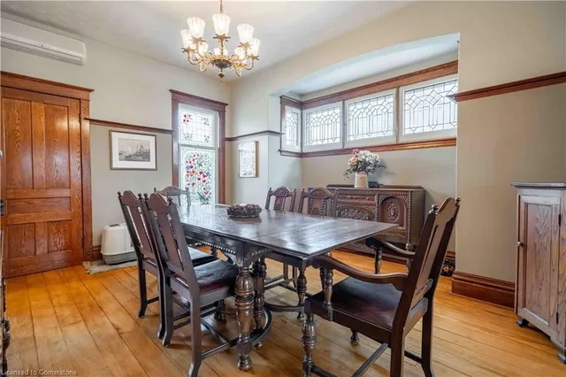 Additional property image - 206 Fairleigh Ave