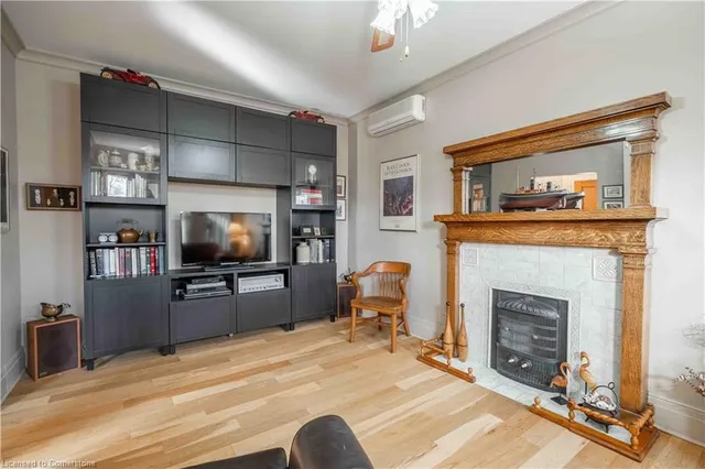 Additional property image - 206 Fairleigh Ave