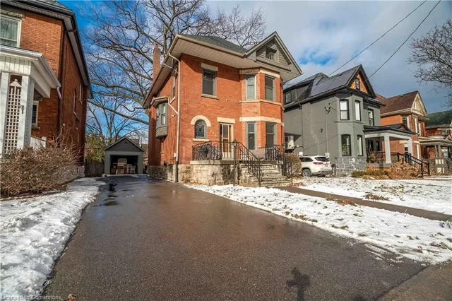 Additional property image - 206 Fairleigh Ave