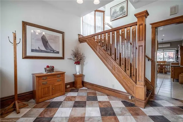 Additional property image - 206 Fairleigh Ave