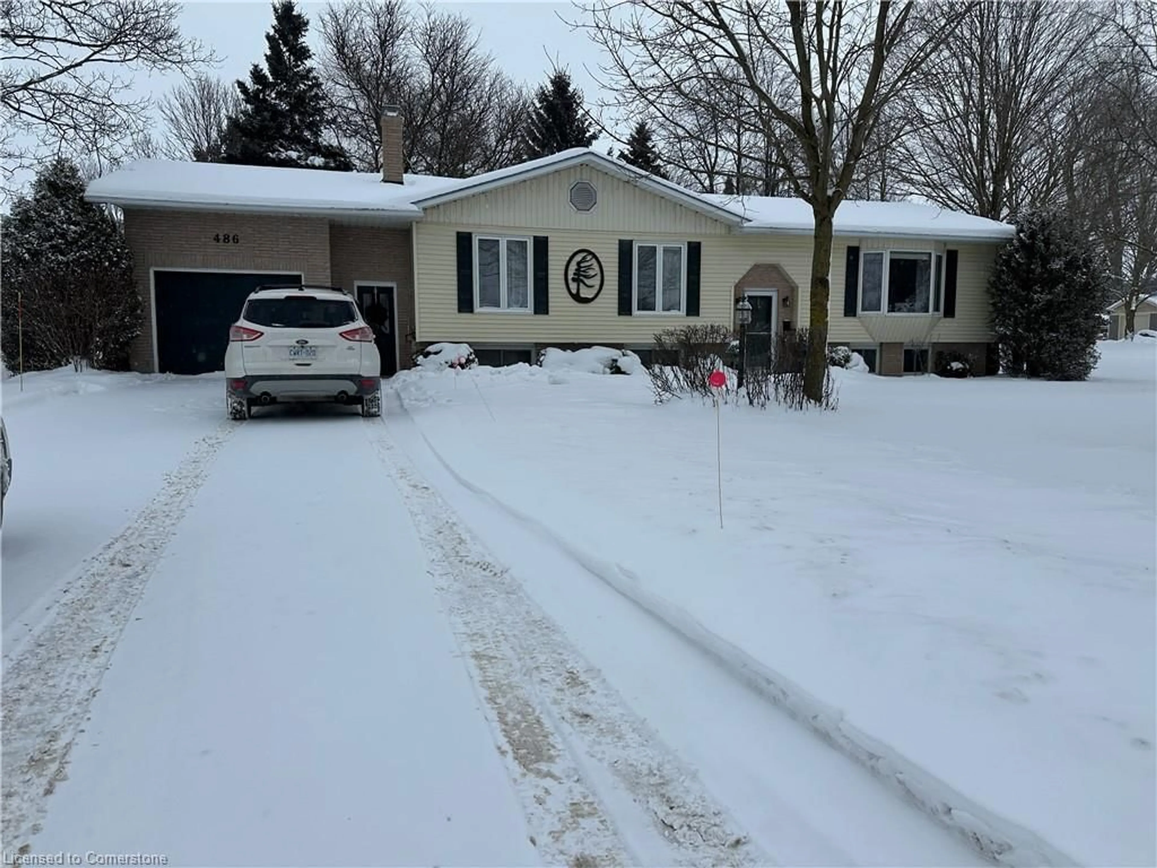 Home with vinyl exterior material, street for 486 Toronto St St, Palmerston Ontario N0G 2P0