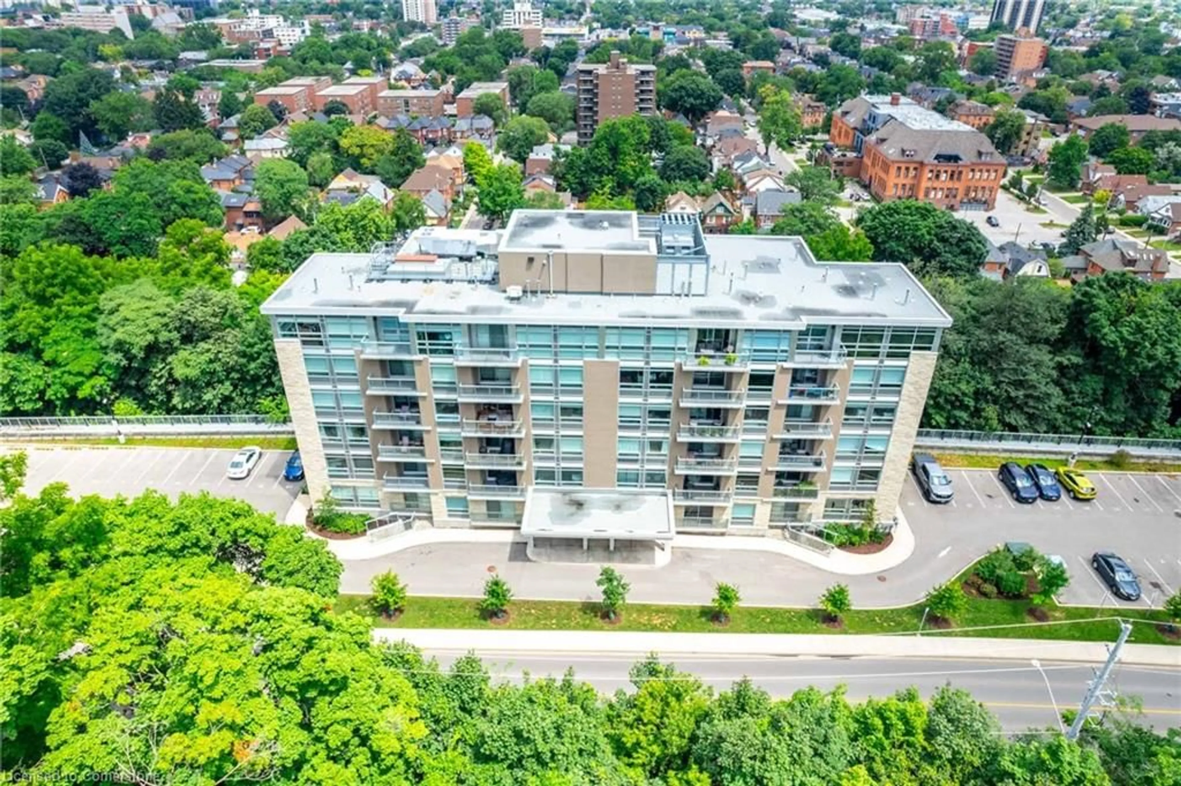 A pic from outside/outdoor area/front of a property/back of a property/a pic from drone, city buildings view from balcony for 467 Charlton Ave #101, Hamilton Ontario L8N 0B3