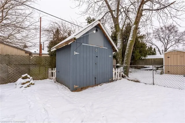 Additional property image - 230 Julian Ave