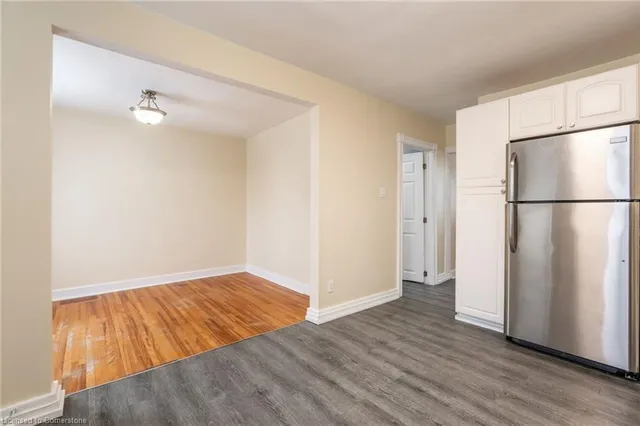 Additional property image - 230 Julian Ave