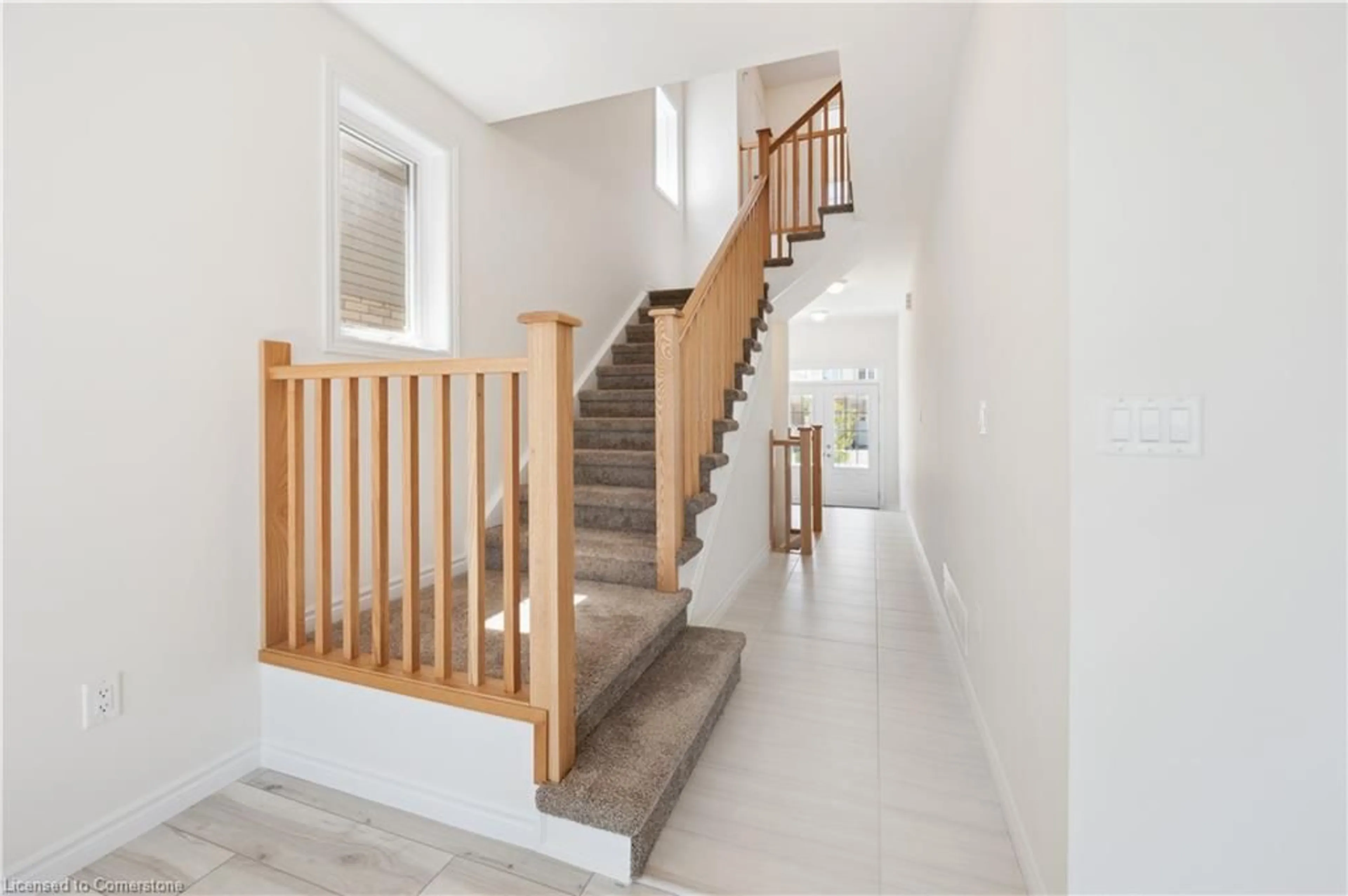 Stairs for 33 Henry Maracle St, Ayr Ontario N0B 1E0