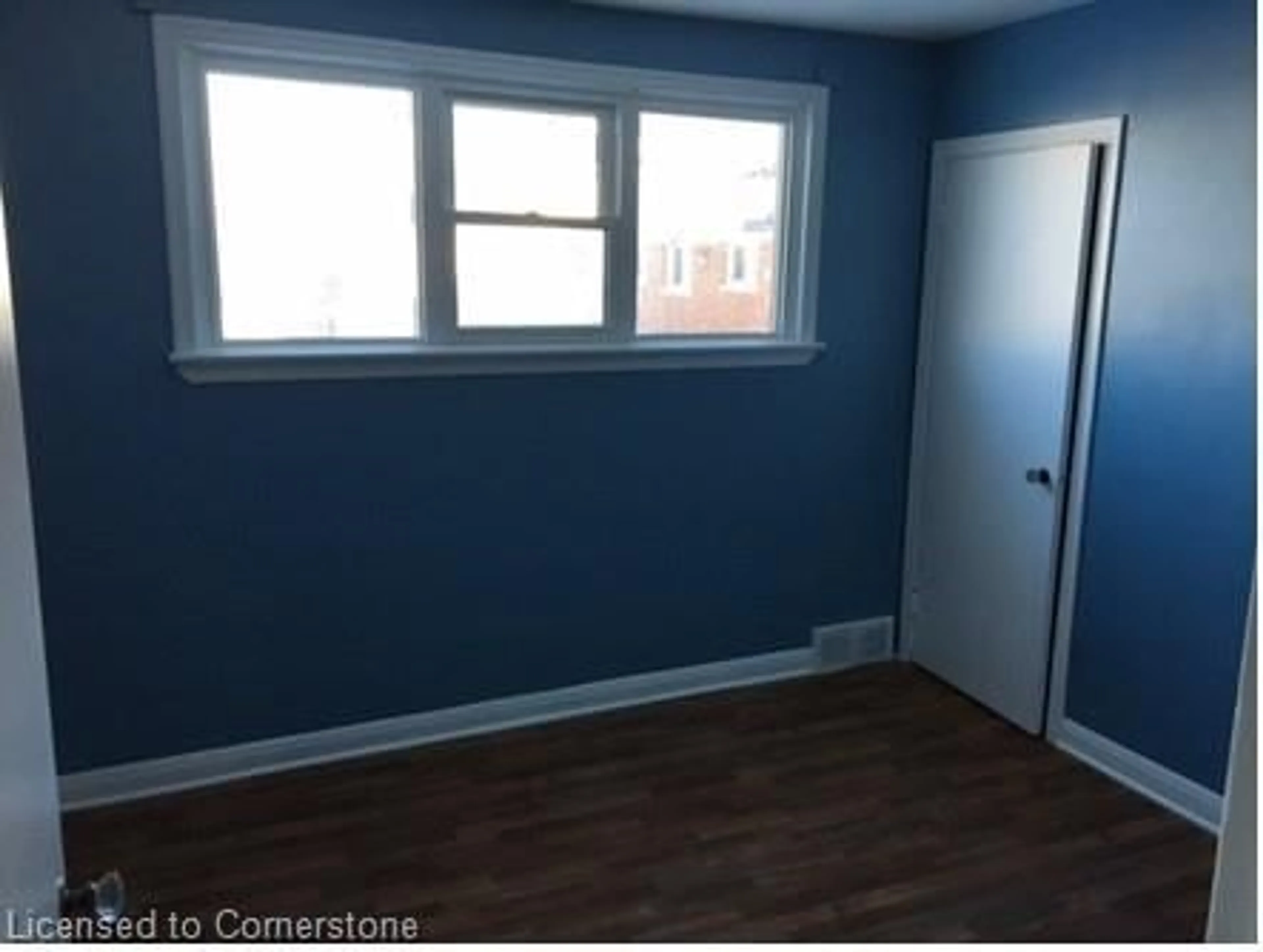 A pic of a room for 68 Queen St, Thorold Ontario L2V 3N5