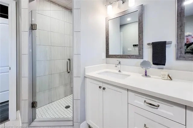 Additional property image - 49 Aberdeen Ave