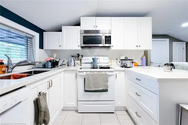 Additional property image - 49 Aberdeen Ave