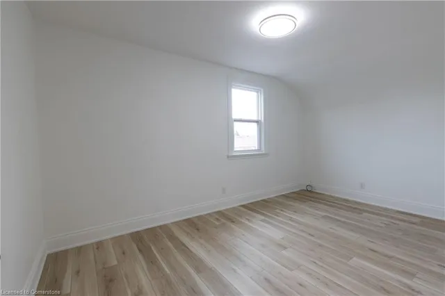 Additional property image - 106 Weir St