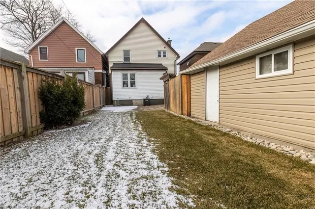 Additional property image - 106 Weir St