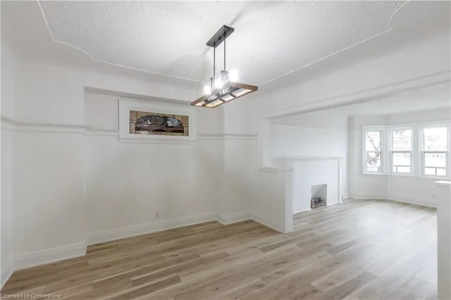 Additional property image - 106 Weir St