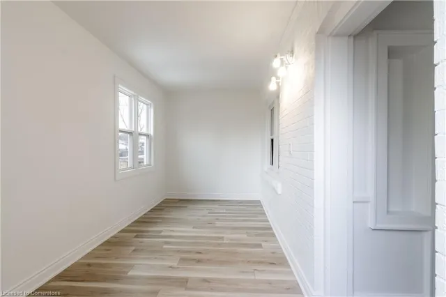 Additional property image - 106 Weir St