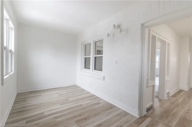 Additional property image - 106 Weir St