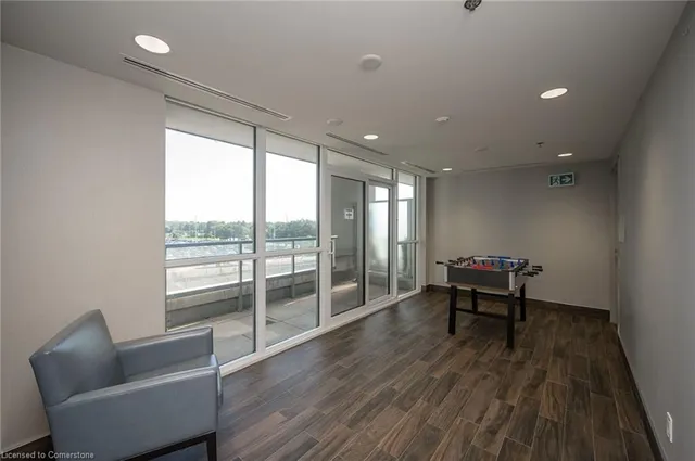Additional property image - 2087 Fairview Street St Unit 1805