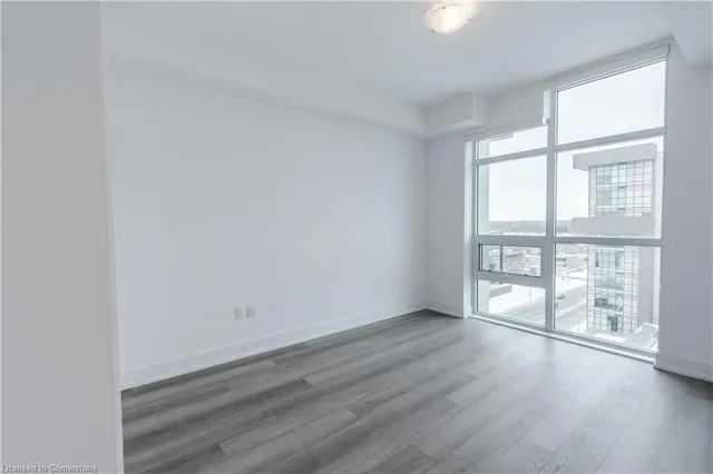 Additional property image - 450 Dundas St Unit 1007