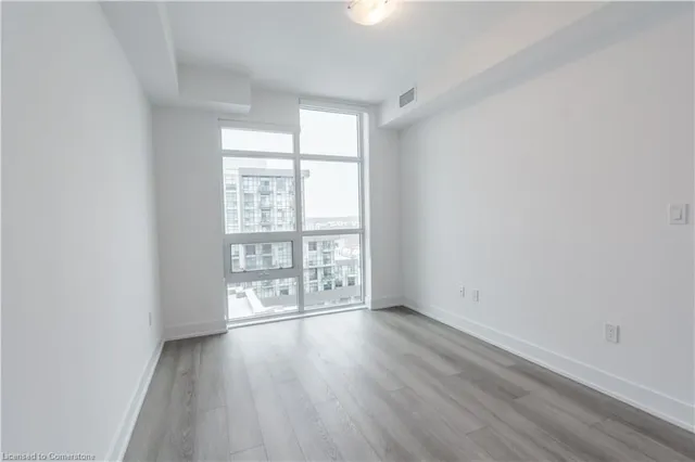 Additional property image - 450 Dundas St Unit 1007
