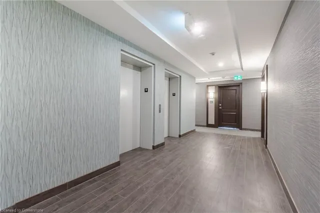 Additional property image - 450 Dundas St Unit 1007