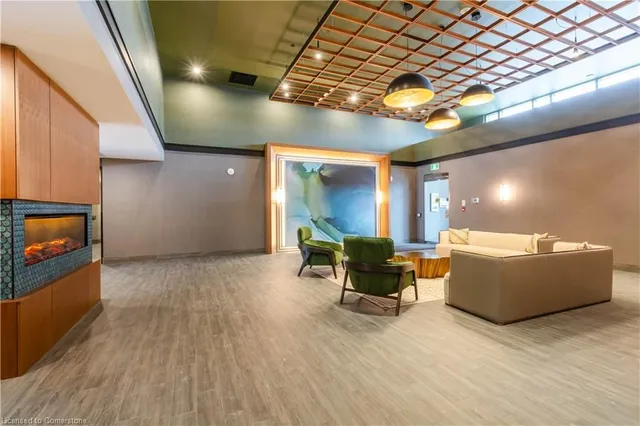 Additional property image - 450 Dundas St Unit 1007