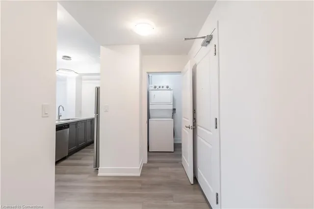 Additional property image - 450 Dundas St Unit 1007