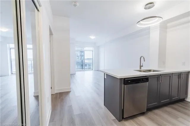 Additional property image - 450 Dundas St Unit 1007