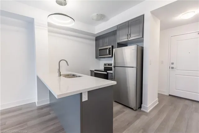 Additional property image - 450 Dundas St Unit 1007