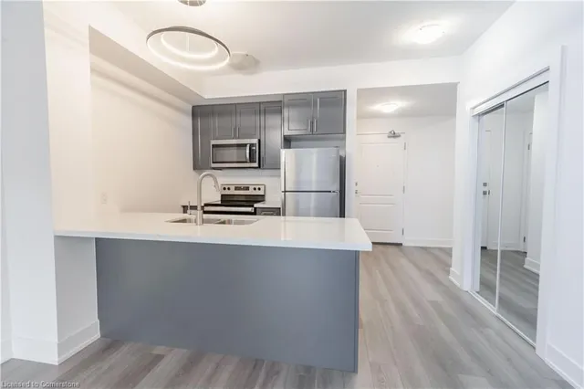 Additional property image - 450 Dundas St Unit 1007