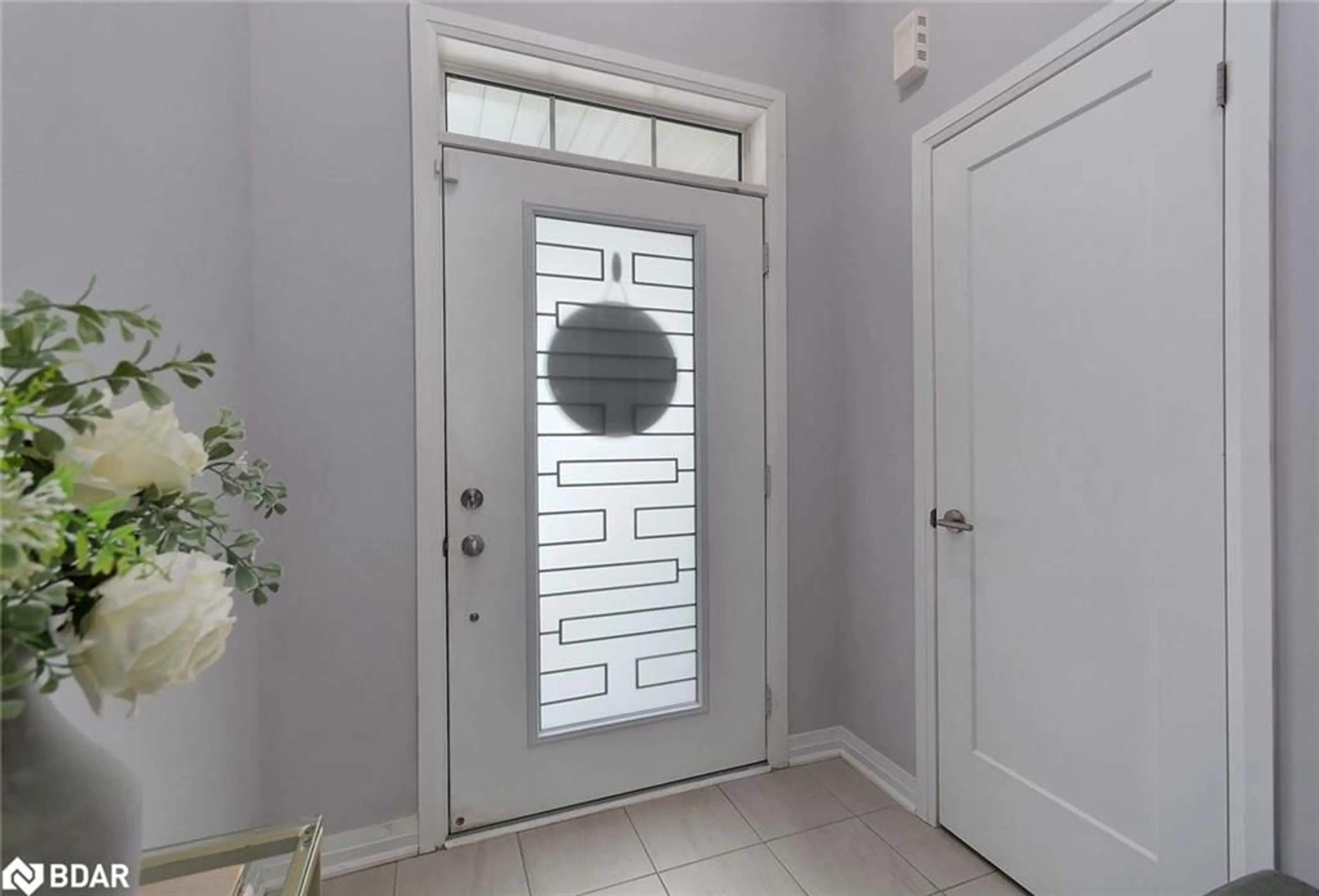 Indoor entryway for 74 Leeson St, Grand Valley Ontario L9W 7P9