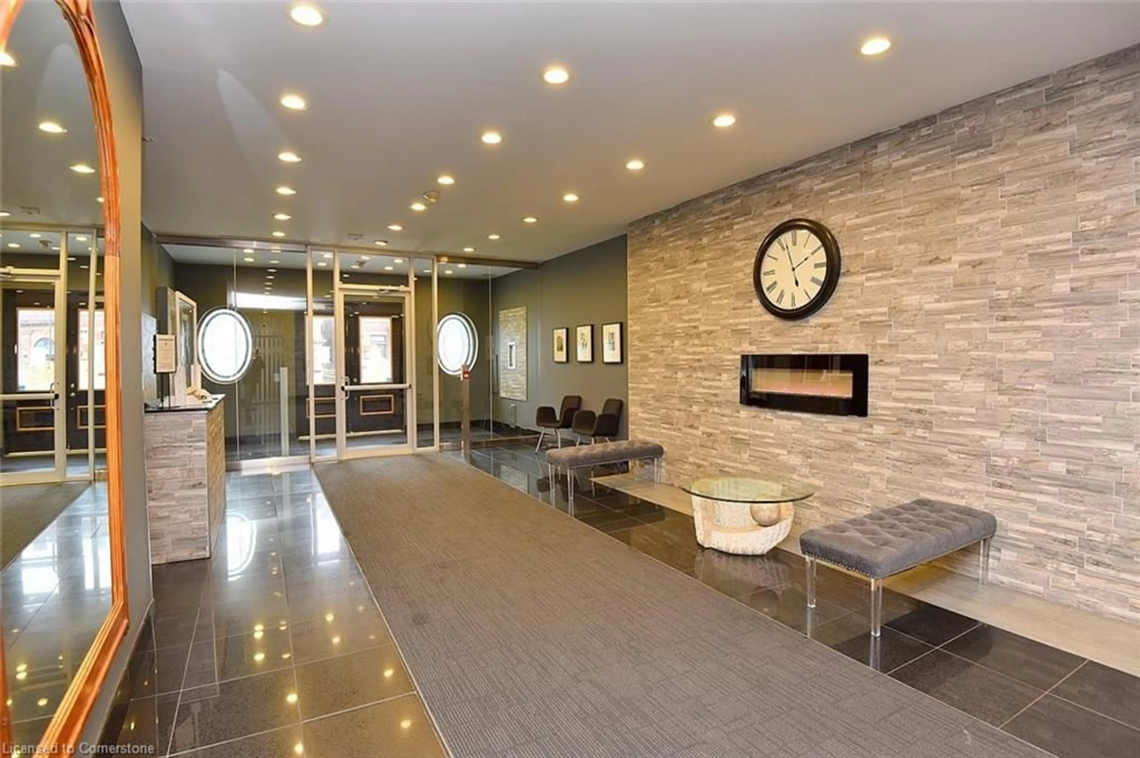 Lobby for 135 James St #502, Hamilton Ontario L8P 2Z6