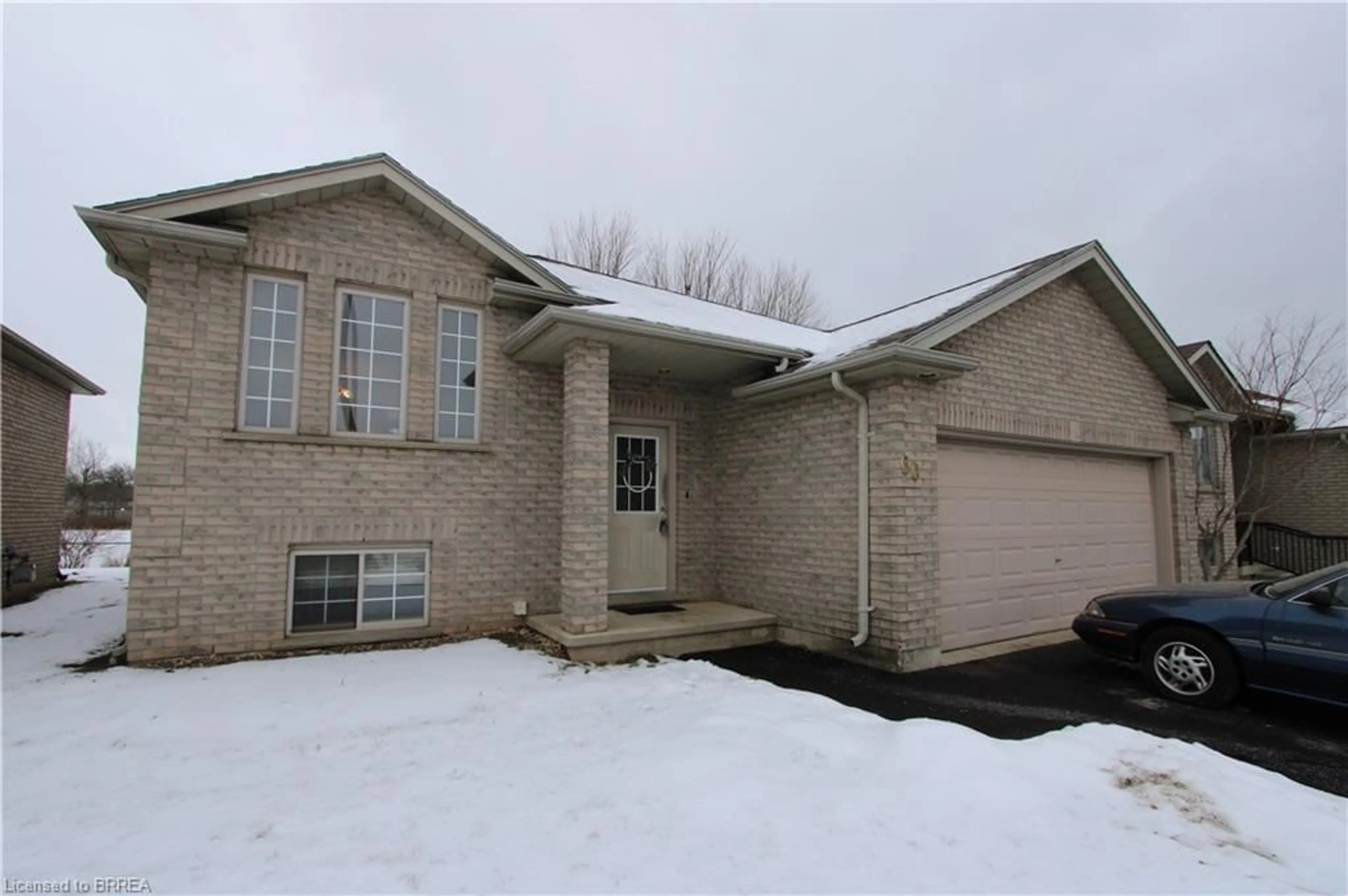 Home with brick exterior material, street for 60 Donegal Dr, Brantford Ontario N3T 6L2